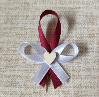 Svadobné pierko Love bordové 